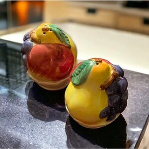 Otagiri Salt & Pepper Shakers Hand Painted Ceramic Fruit Apple Pear Grapes